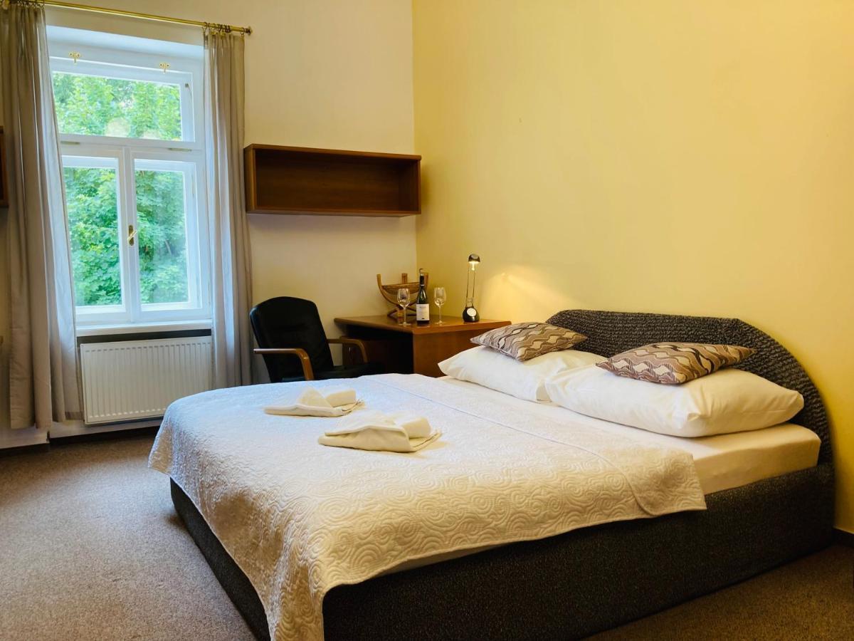 Hotel U Rytire Melnik Bagian luar foto