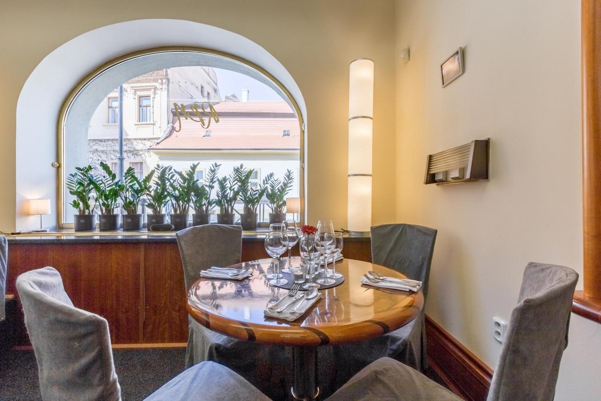 Hotel U Rytire Melnik Bagian luar foto