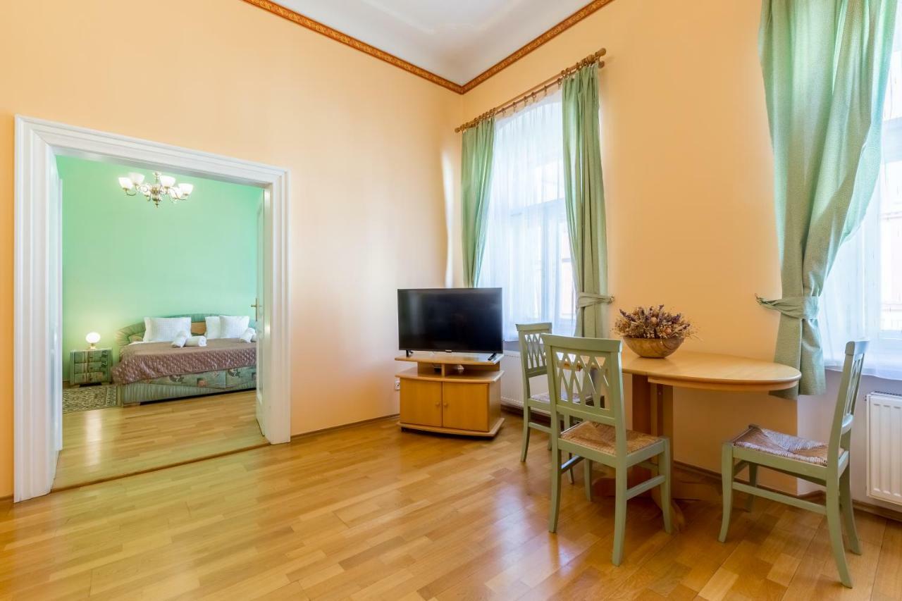 Hotel U Rytire Melnik Bagian luar foto