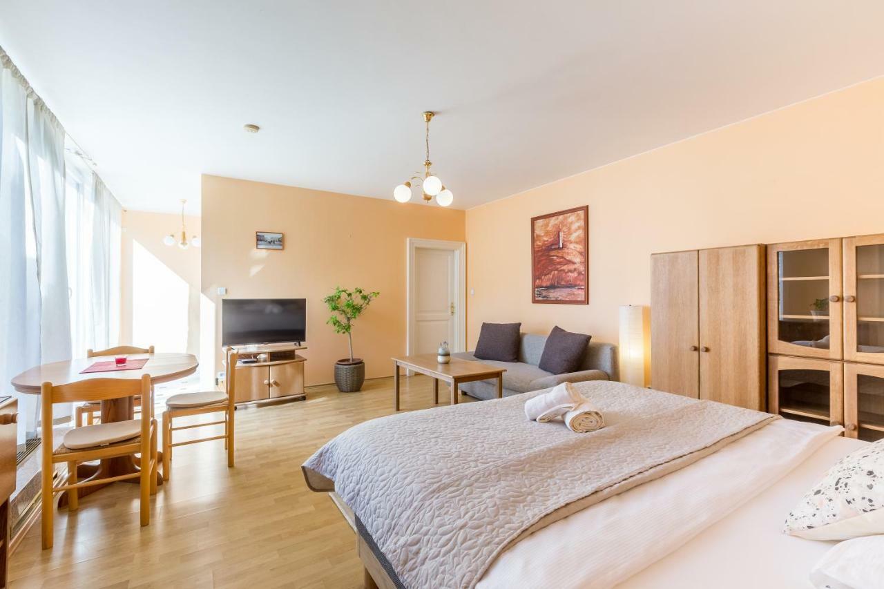 Hotel U Rytire Melnik Bagian luar foto